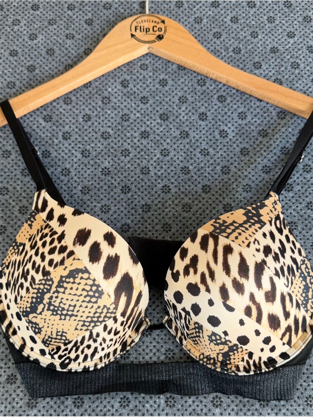 Victoria's Secret Leopard Print Push-Up Bra - Black & Tan